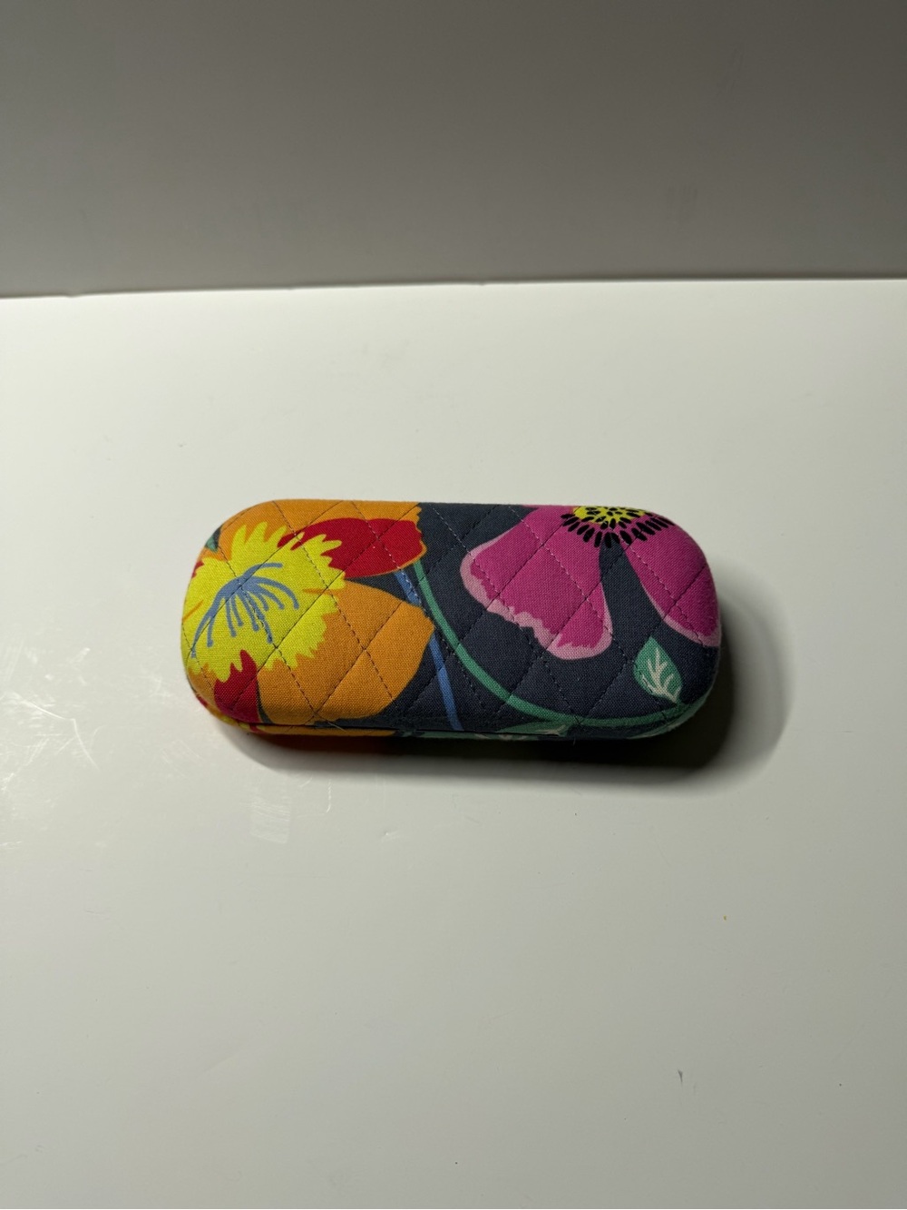 Vera Bradley Mod Jazzy Blooms Floral Glasses Clamshell Hard Case